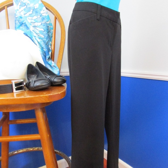 Basic Black Wide Leg Dress Pants - Picture 3 of 7